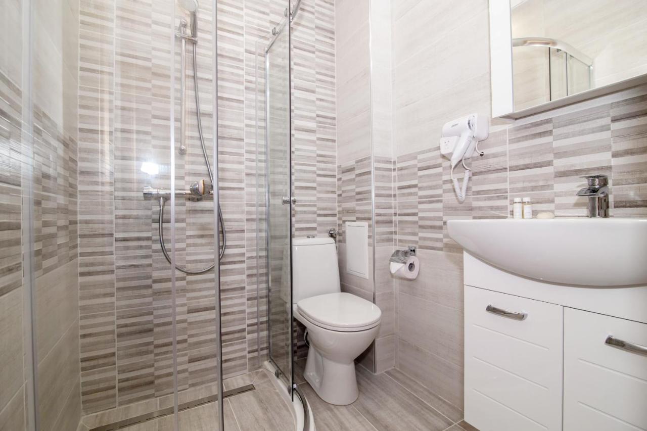 Four Seasons Apartment - Oasis Beach Resort Bliznatsi Exterior photo