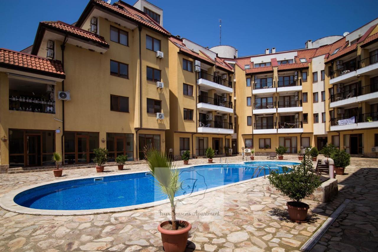Four Seasons Apartment - Oasis Beach Resort Bliznatsi Exterior photo